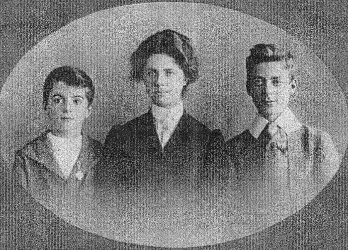 Fisher children - Ronald, Winifred and Allan
