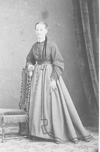 Sarah Barnard, Photographer Charles Martin, Oxford Terrace. ChCh