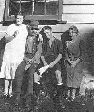 Myrtle, Bert. Hayden and Henrietta
