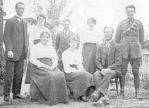Standing: Lesley; Elsie; George Edward; Ina; Clarence Frederick;Seated: Agnes Emma; Doris and George Edward Cone