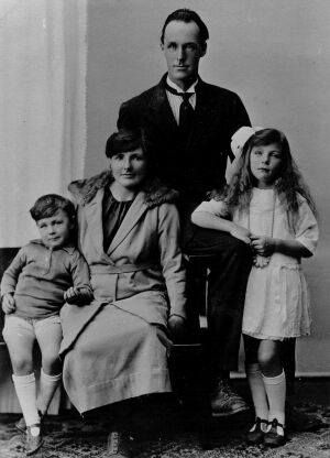 Bill, Ann, Les and Nola Cone