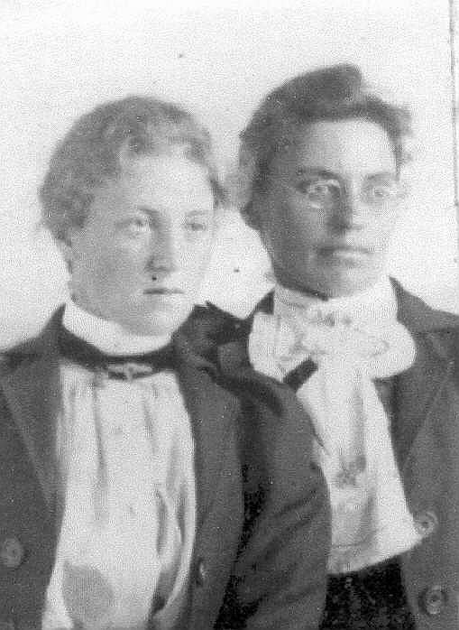 Edie Cone (left) and Ellen Cone (right) 