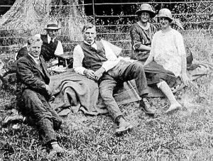 Picnic - Fred, Jim, Frank, Maria and Lil