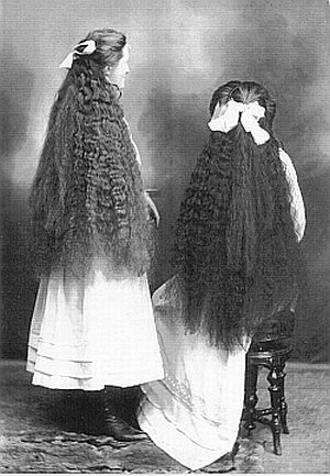 Doris and Lilias Lane
